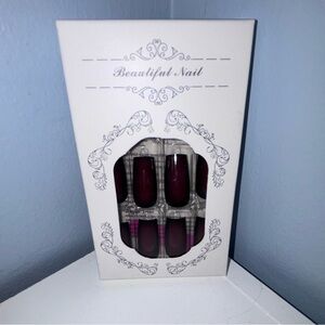 Beautiful Nail press on set